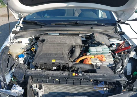 2019 Hyundai Ioniq Hybrid Sel z USA, uszkodzony, nr VIN KMHC75LC6KU111171